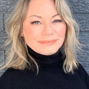 Meet your Posher, Shari